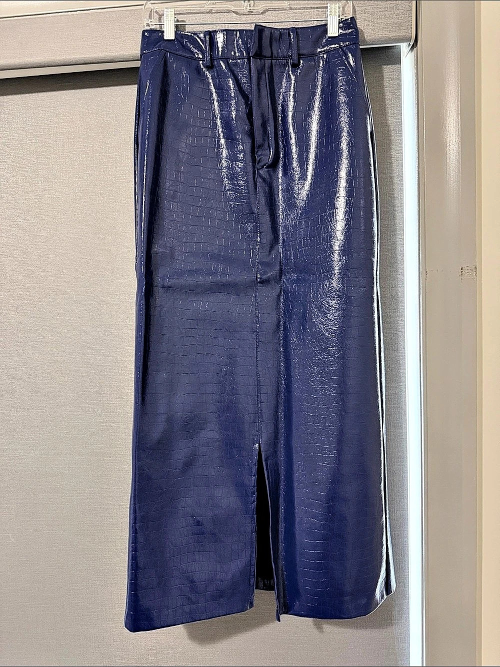 Molly Blue Midi Skirt Size 8 Like New